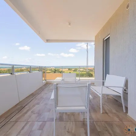 Cheba By Apulia *